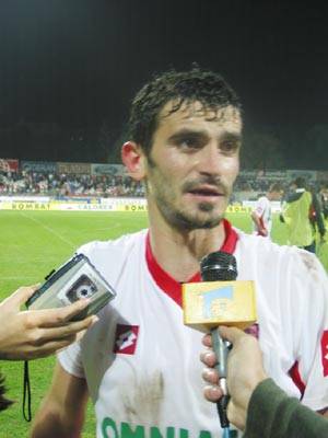 2003_09_24_23_25_56_Barcauan_[1] - DINAMO