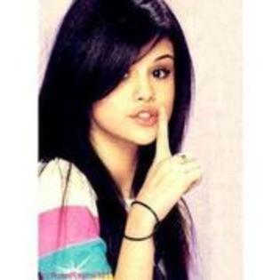 FYVVPRYSGMKOIPGSTOJ - selena gomez poze NOI