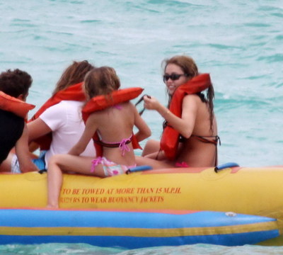 miley-cyrus-bahamas-7 - miley in bahamas