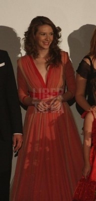 Adela Popescu - Top 10 Cea mai frumoasa rochie de la marea premiera Aniela