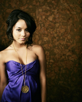 vanessahudgens350bf9as3