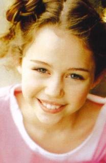 2_little%20miley[1] - BaBy Miley Cyrus