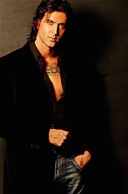 hrithik_roshan (105); Actor indian ce a devenit peste noapte un super star, din cauza filmului de succes "Kaho Naa... Pyaa
