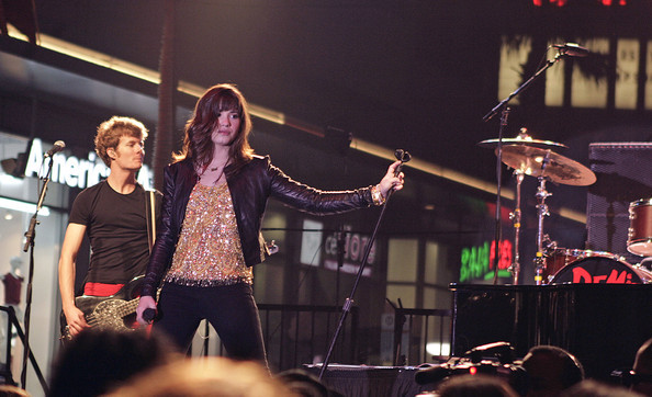 Demi+Lovato+Rocks+Hollywood+0RHC7-RKPqQl