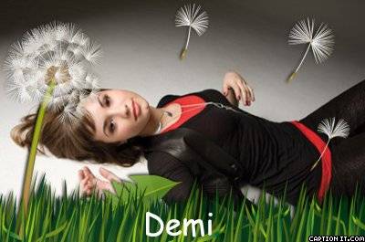 captionit025021I953D37 - Demi Lovato