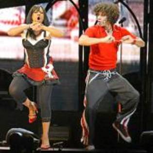 BHYSMJHYYOILUMABZKH - high school musical