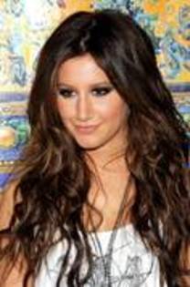 SELDVXMFITFUPLPWLXY - ASHLEY TISDALE -GUILITY PLEASURE SPAIN RELEASE