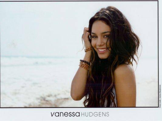Vanessa-Anne-Hudgens-1223903402[1] - vanessa hudgens