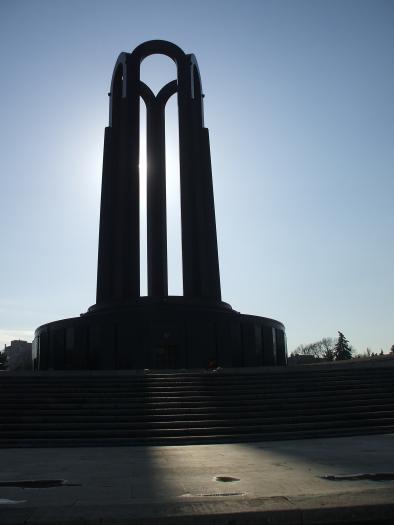 monumentul eroului necunoscut - La plimbare prin Bucuresti