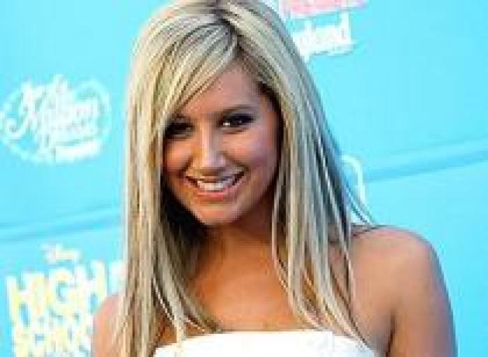 GIYWQPPTYRGBJHEGZUG - ashley tisdale