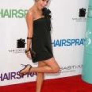 Vanessa_Hudgens_1244042593_1 - cine vrea id ale vedetelor