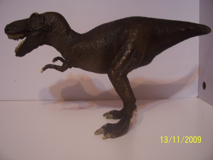 Tyrannosaurus 2 - Lumea dinozaurilor