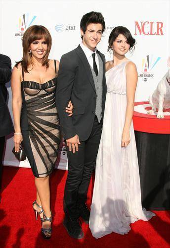 Selena-at-the-2008-ALMA-AWARDS-selena-gomez-2117193-344-500 - Selena Gomez