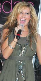 ashley_tisdale_1193094005