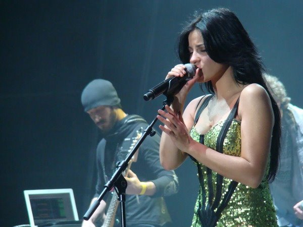 16240_1123647985308_1650377039_327150_6547589_n