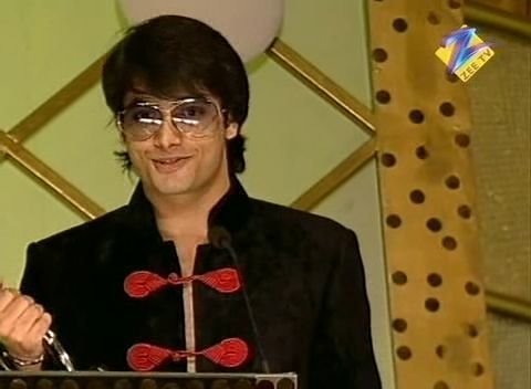 ATgAAAD9Nf2eeEnlJP6g4srnZGzR2Cubc8WNU7kQdlFnN1mk_ObcwJpTrcu8IlumSLRxxSZU18VJUrR6S3394AcpUwNgAJtU9VAy - Sharad Malhotra