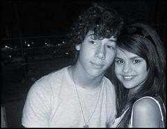 selena and nick