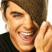 zac-efron_17 - poze cu zac efron