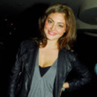 L+Oreal+Paris+2008+AFI+Awards+Screenings+Sydney+1npk5X97Mt1c[1] - Phoebe Tonkin