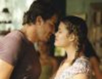 thumb_saruturile-pasionale-din-dona-barbara-foto_17