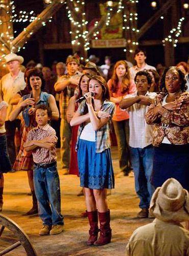 Hannah_Montana_The_Movie_1237729123_2_2009 - hannah montana the movie