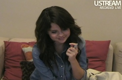 2yjpor8 - 0-Selena Gomez-0