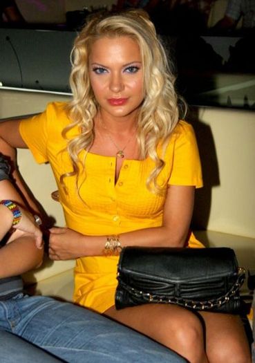 Andreea-Antonescu-53
