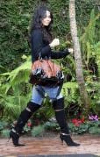 YUDJSUPQVMTUWIDXYOP - High School Musicale