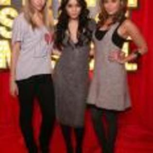 Vanessa_Hudgens_1244042778_0