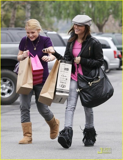 ashleytisdaleshelleybucvt8