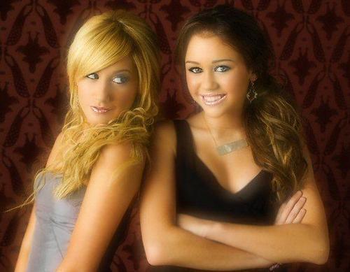 Ashley si MIley - Ashley Tisdale-Mady