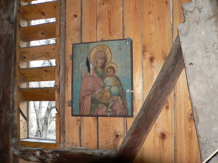 P1040452 - 2009 aprilie manastirile  cetatuia-namaesti-corbi