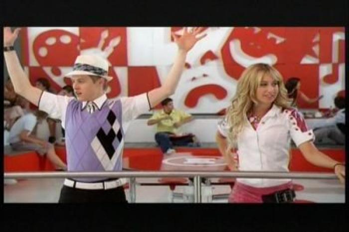 normal_111 - ashley tisdale