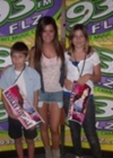 thumb_013 - ASHLEY TISDALE POZE RARE