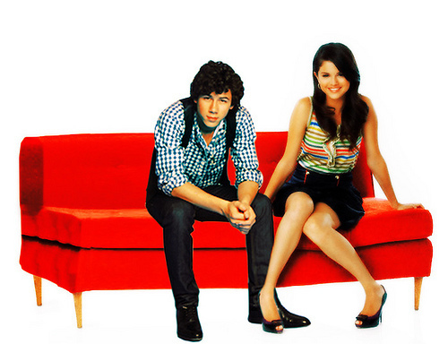 Nelena-3-selena-gomez-8193215-500-384