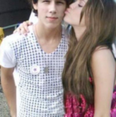 Cute-Niley-Photos-niley-nick-and-miley-3585315-400-406