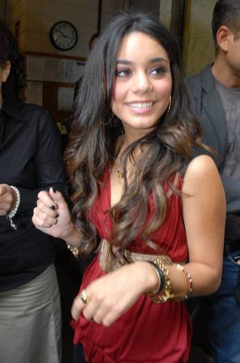 vanessaannehudgensdotneod6 - Vanessa Hudgens