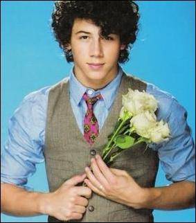 6103541479a7188643208l[1] - Nick Jonas