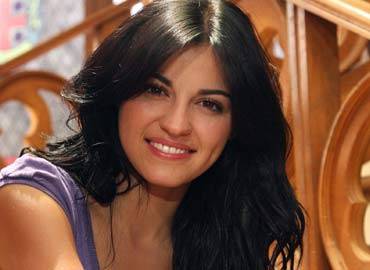 maite-370x270