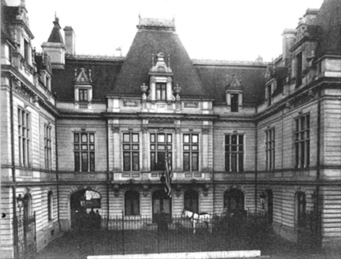 32. Palatul Lahovari