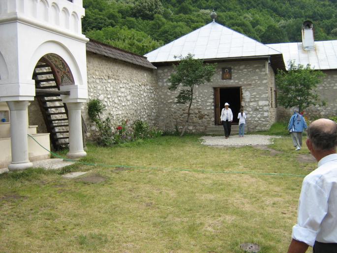 IMG_1449 - Manastirea Polovragi
