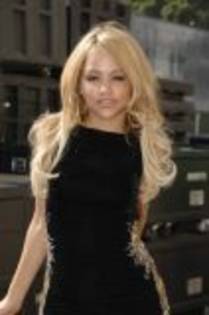  - Kat DeLuna