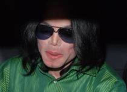 CSKFBUPUHMNXVYAWVMW - michael jackson