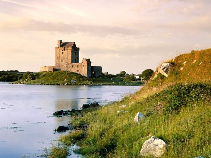 Dunguaire Castle, Kinvara, County Clare, Ireland 2