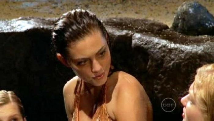 QBBFHVUKIDSGCLWYCWN[2]