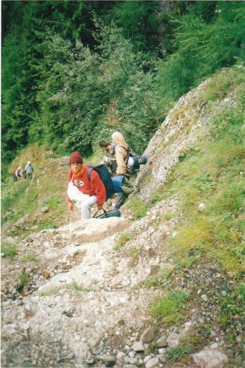 Spre virfu Omu(Pe jos de la Gura Dihamulu) - La munte in Romania