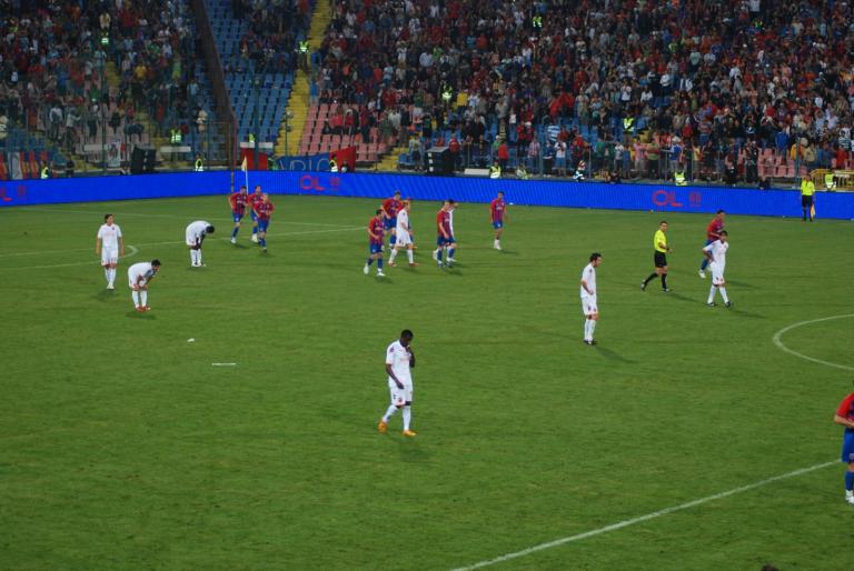 STEAUA 215