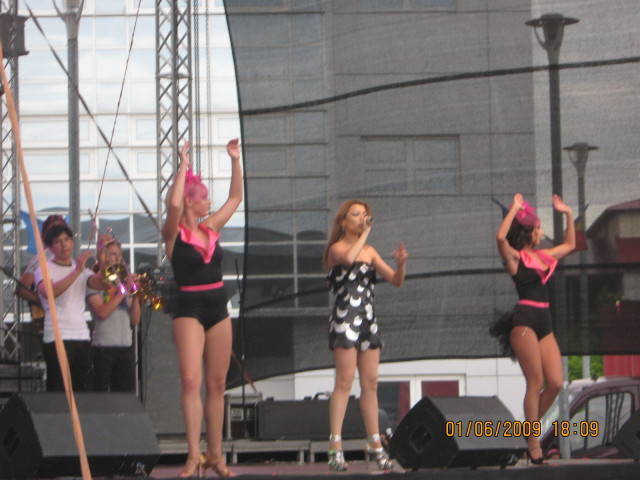 YJPDRJZIYQUIFVWLMJP - Elena Gheorghe