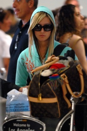 76382_3 - 00-Ashley Tisdale-00