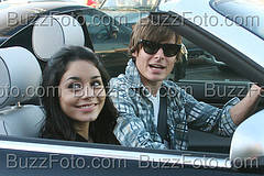 2265876776_a9c1059620_m - zanessa